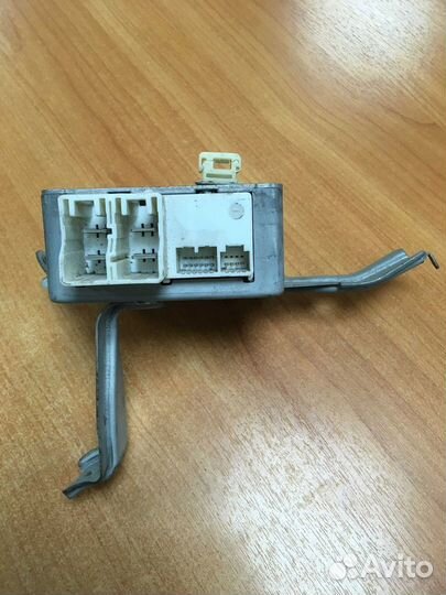 Блок управления эур (рулевой рейки) Avensis Т250