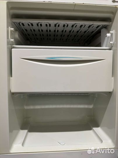 Холодильник-морозильник Stinol