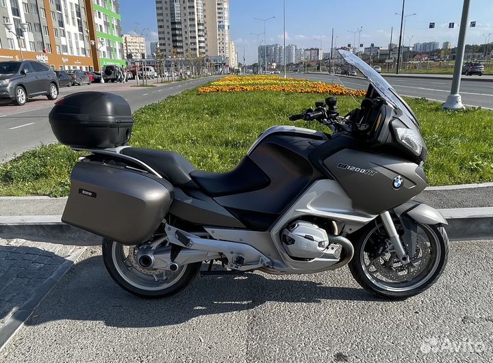 Продам мотоцикл BMW R1200RT