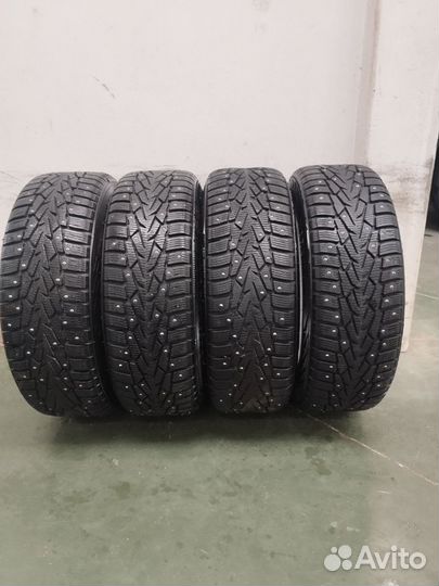 Nokian 205/60 r16