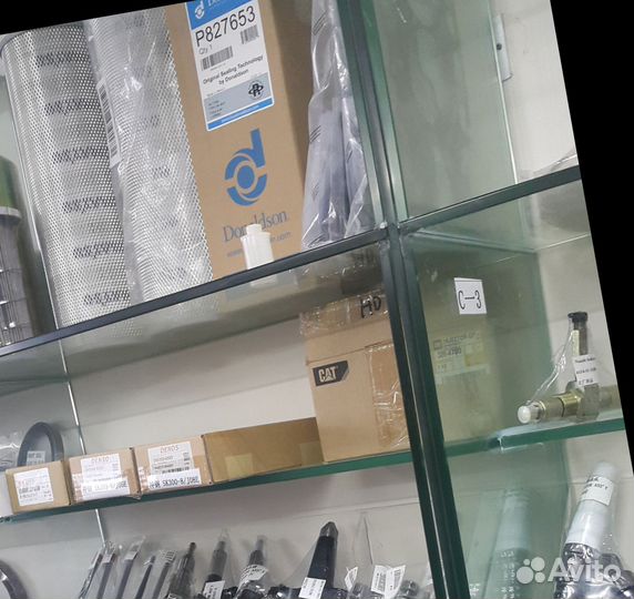 Запчасть Хитачи zx350lch