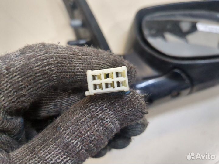 Зеркало боковое правое Toyota Avensis Verso, 2001