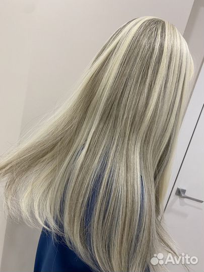 Продам женский парик блонд новый