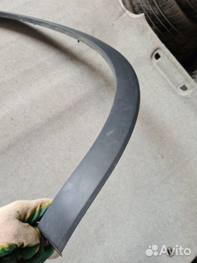 Накладка крыла передняя правая Renault Arkana 1