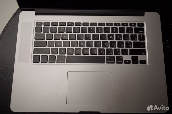 Apple MacBook pro 15 2015 i7 16g 512