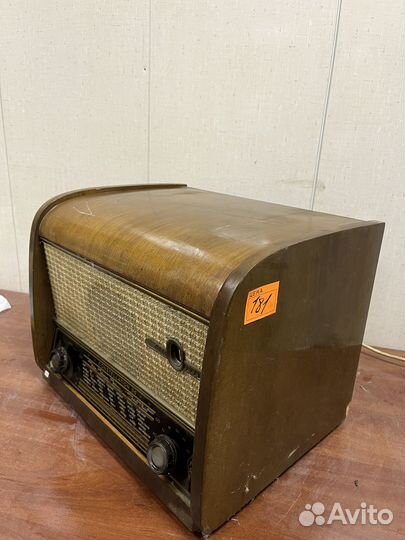 Ламповый приёмник SNR Constellation. 181