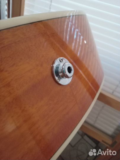 Yamaha Электроакустическая акустическая гитара