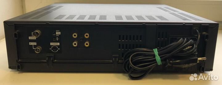 Видеомагнитофон Supra