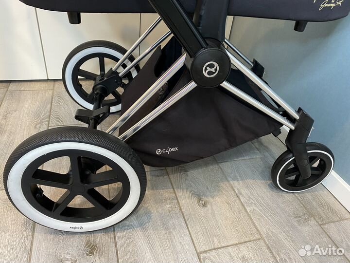 Коляска Cybex lll by Jeremy Scott