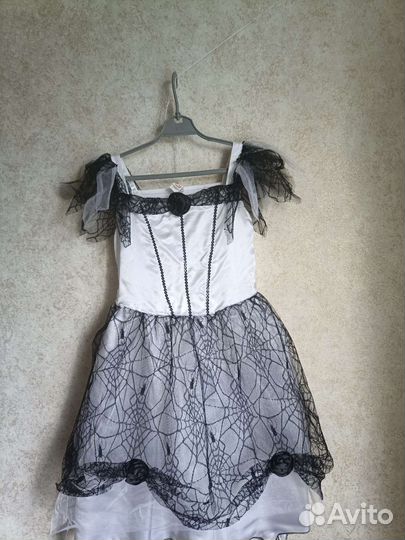 Костюм на Хеллоуин призрак