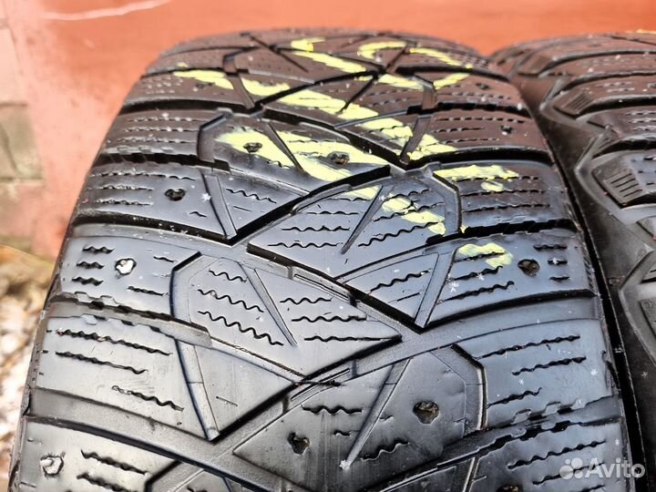 Dunlop Ice Touch 205/55 R16 94T