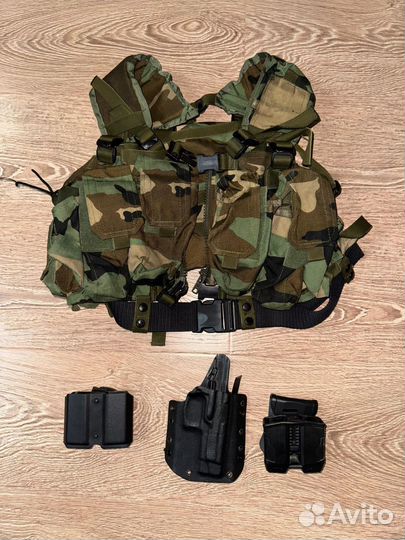 Тактический пояс с подсумками