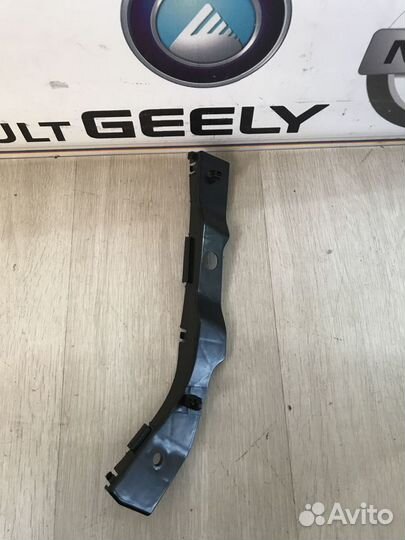 Кронштейн крепление бампера Geely MK cross Прав