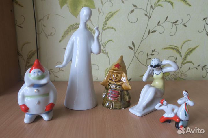 Фарфоровые фигурки