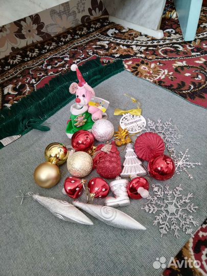 Новый год игрушки