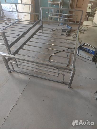 Крoвать металлическая 180х200