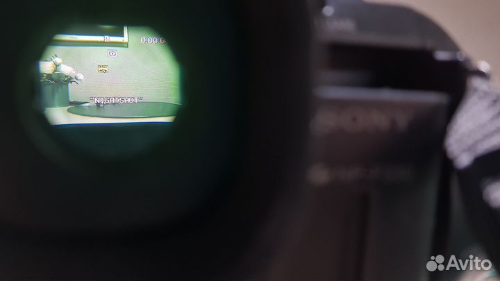 Видеокамера Sony Handycam video 8 XR