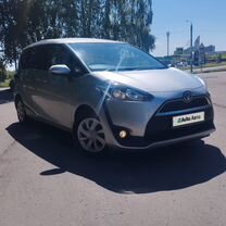 Toyota Sienta 1.5 CVT, 2016, 113 000 км, с пробегом, цена 1 400 000 руб.