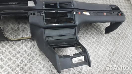 Панель приборов (торпедо) BMW 3 E46 (6BE05IS01)