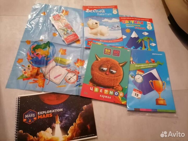 Цветная бумага, картон, альбом, краски