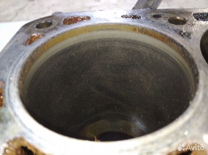 Блок цилиндров 2.0 атм Фольксваген Шаран