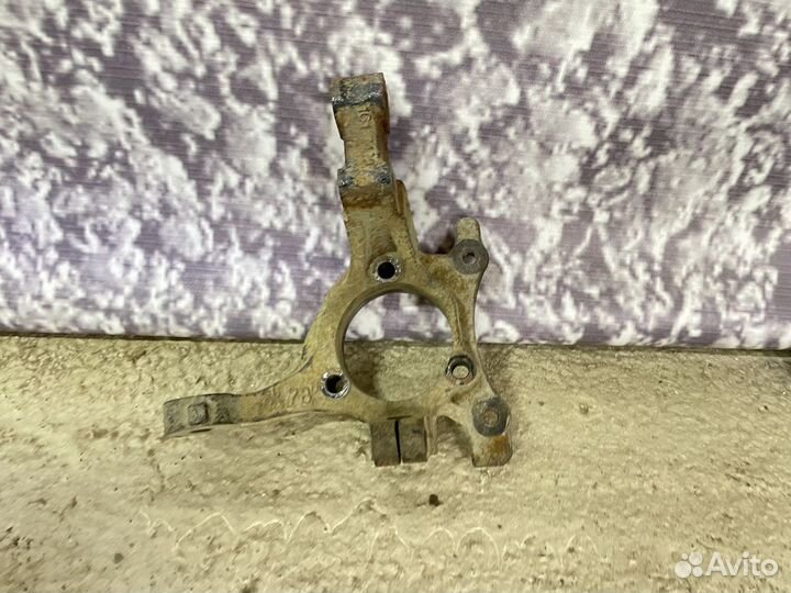 Кулак поворотный передний левый Астра G H