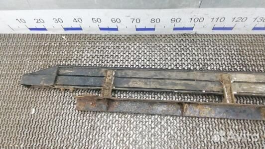 Подножка внешняя декоративная toyota RAV 4 ZSA3 (1