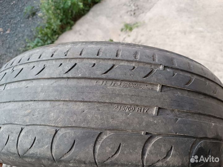 Tigar UHP Ultra High Performance 215/60 R17