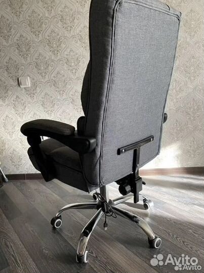 Кресло для игр. Игровое кресло с массажем