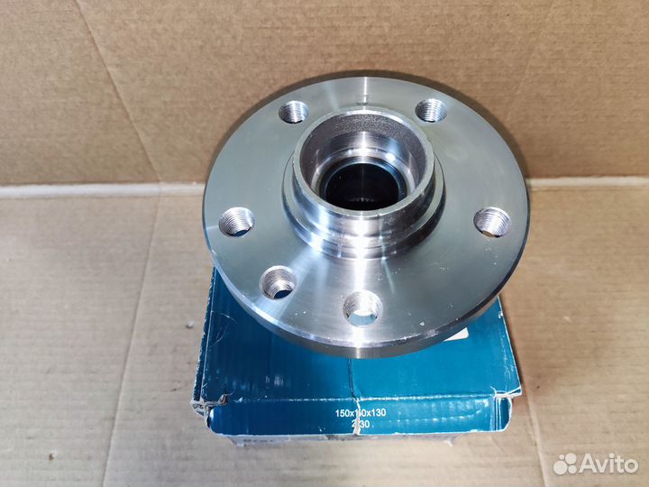 Ступица колеса без подшипника передн./задн. VW T4