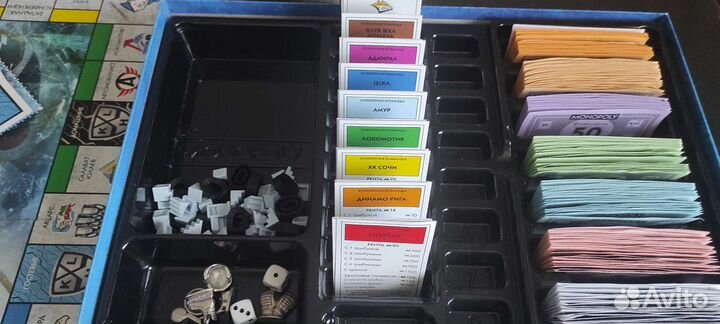 Монополия KHL