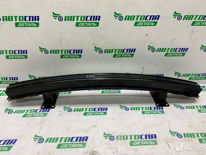 Усилитель бампера передний Land Rover Discovery 3