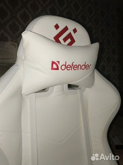 Игровое кресло defender с подсветкой