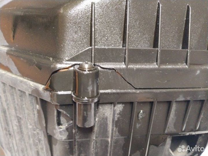 Корпус воздушного фильтра Volvo S80 седан B4164T