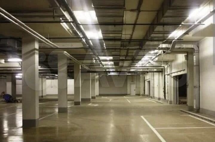 Машиноместо, 14 м²