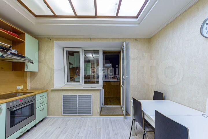 2-к. квартира, 74 м², 13/14 эт.