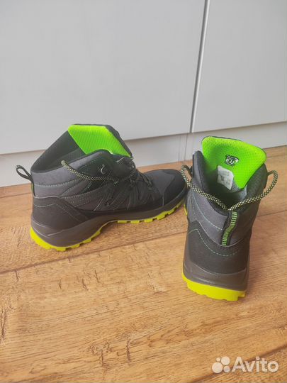 Ботинки демисезонные