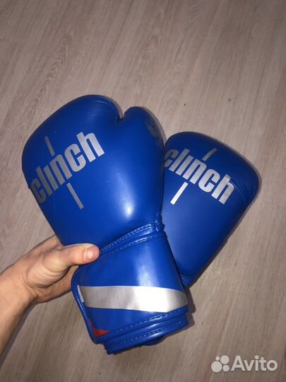 Боксерские перчатки 12 oz clinch