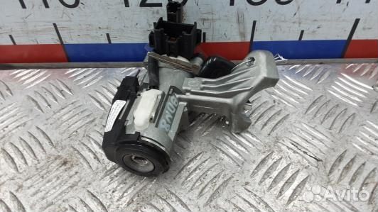 Замок зажигания toyota corolla E12 (BDN08J101)