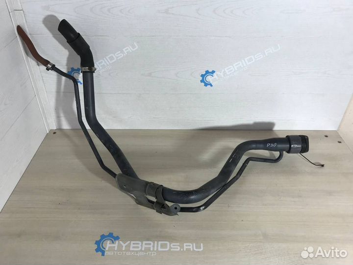 Горловина бензобака Toyota Prius NHW30 2009-2015