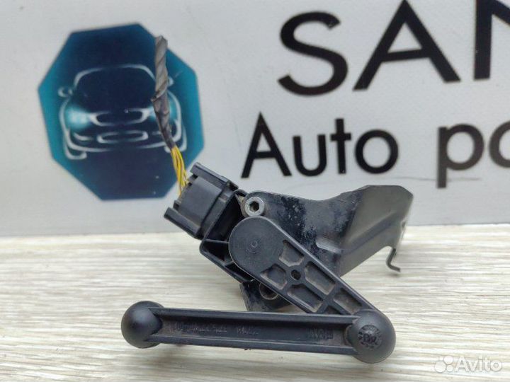 Датчик высоты дорожного просвета задний правый Bmw