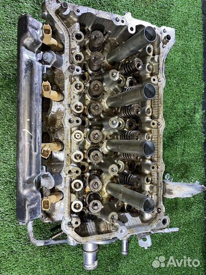 Головка блока цилиндров 1ZR-FE Toyota Corolla ZRE1