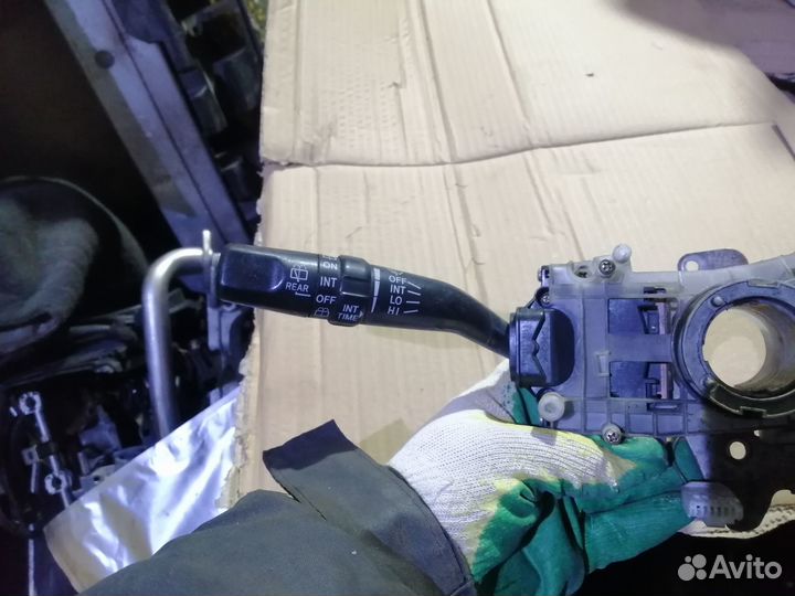 Подрулевой переключатель Toyota Hiace Regius