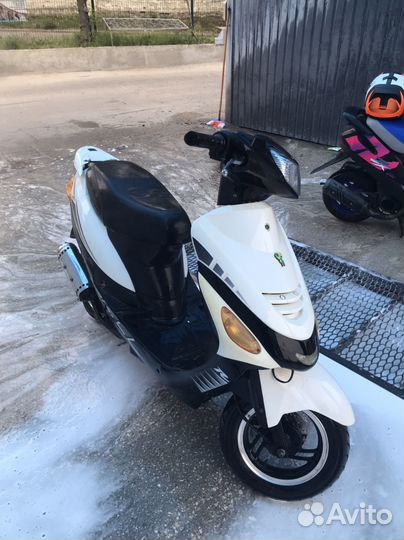 Скутер Racer Meteor rc50