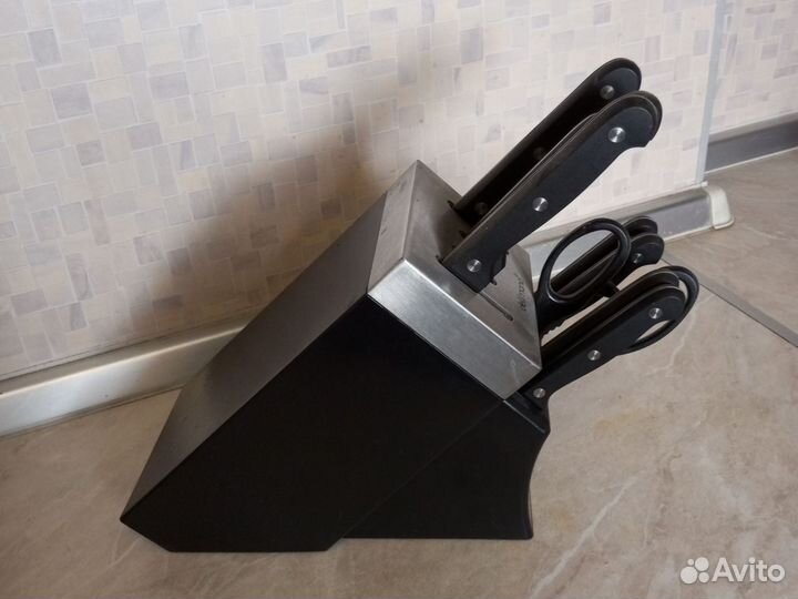 Набор ножей