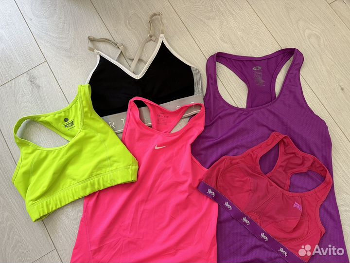 Спортивные вещи Nike Oysho