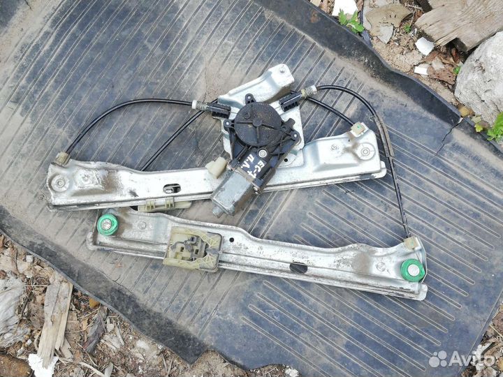 Стеклоподъемник двери Джили Эмгранд EC-7