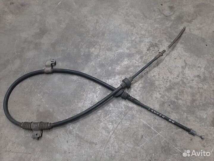 Трос ручника правый Mitsubishi Lancer 02-10 европа