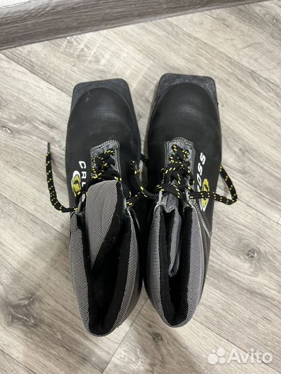 Лыжные ботинки cross