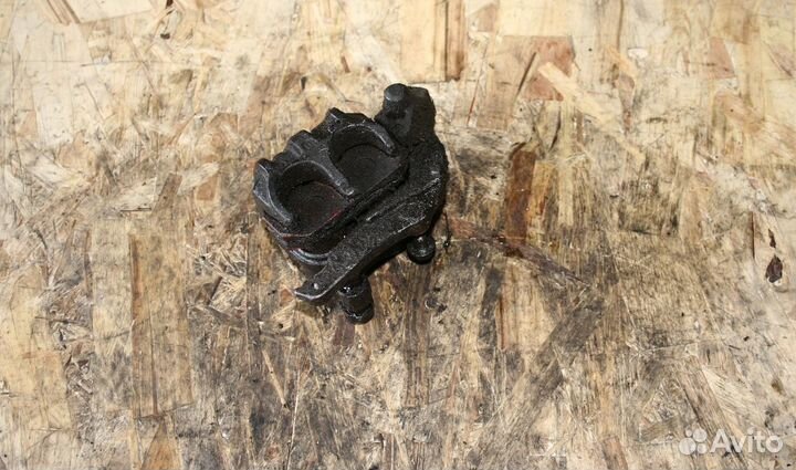 Суппорт передний правый Honda CBR250F